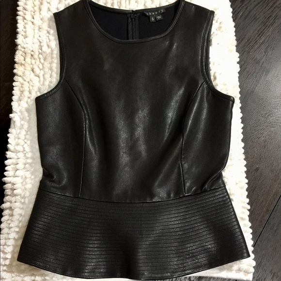 Theory Tops - Theory leather shell sz small excellent condition